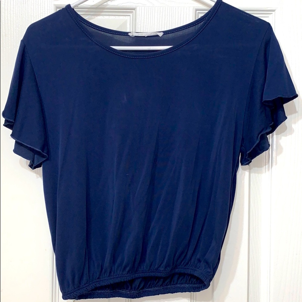 Cropped flowy navy shirt